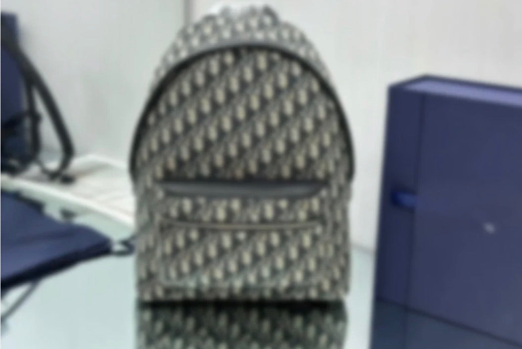 Door backpack