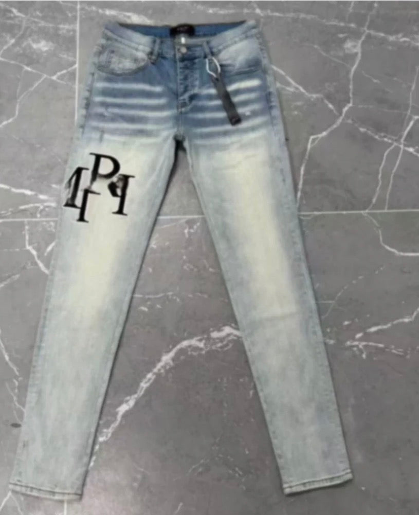 rririA